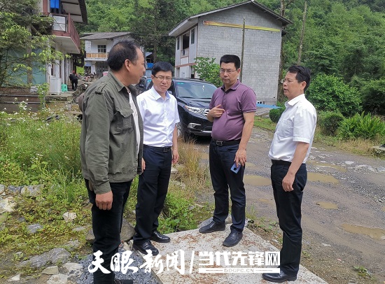 省林业局党组书记,局长胡洪成到大沙河国家级自然保护区调研