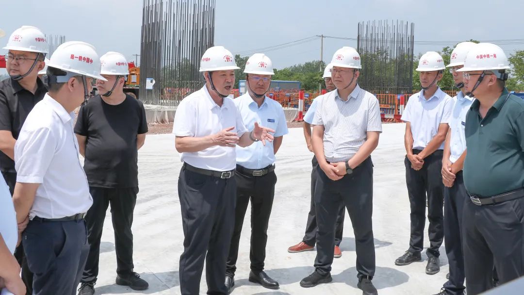 马海民到合新铁路项目调研指导