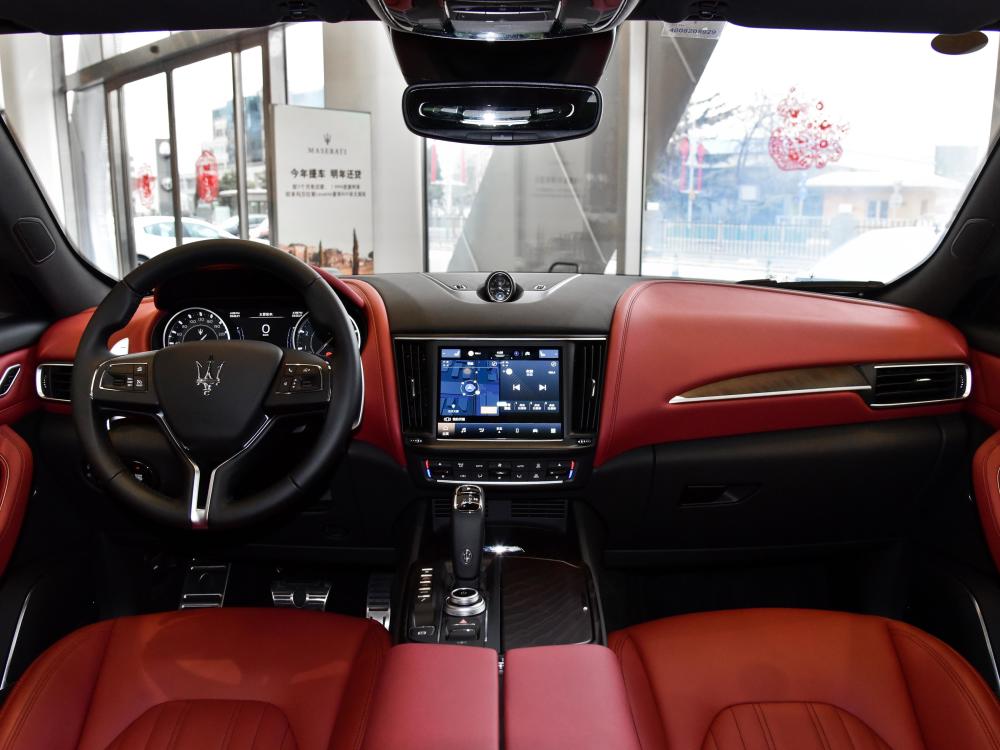 车载蓝牙为什么只能放歌几秒就停止了?