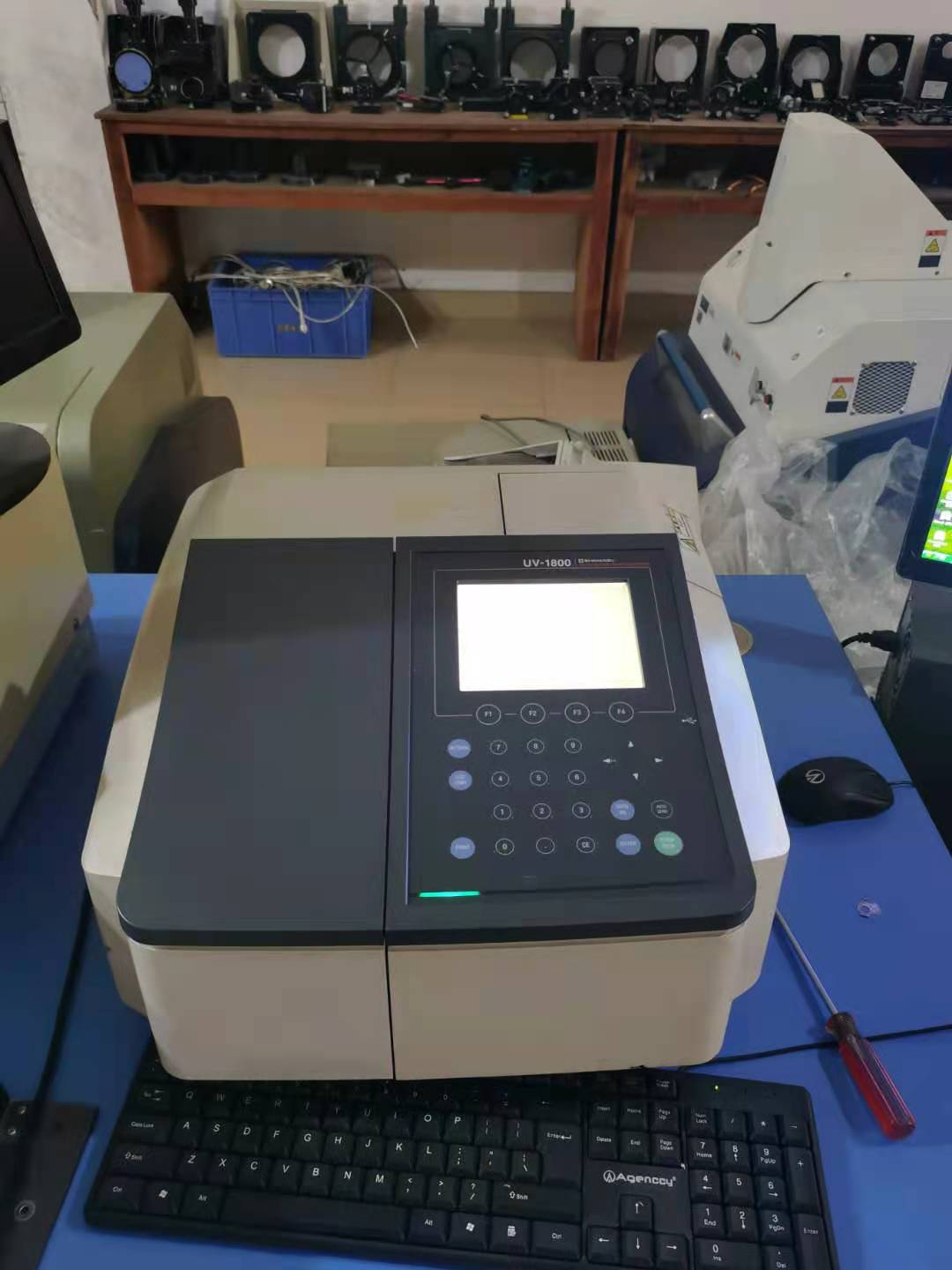 岛津双光束uv1800紫外可见分光光度计