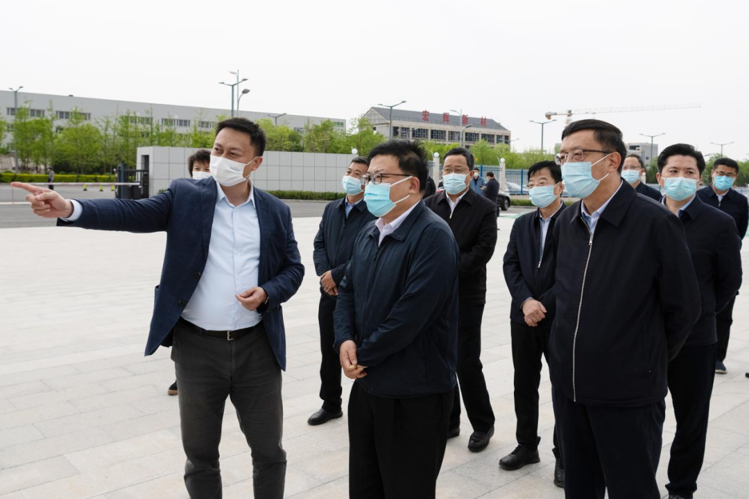 省委常委,常务副省长吴伟在山西综改示范区调研重点项目