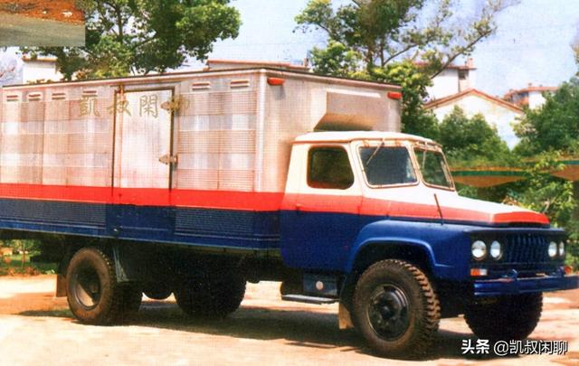 二汽东风联营厂与合资厂—80年代柳州东风联营厂的东风卡车