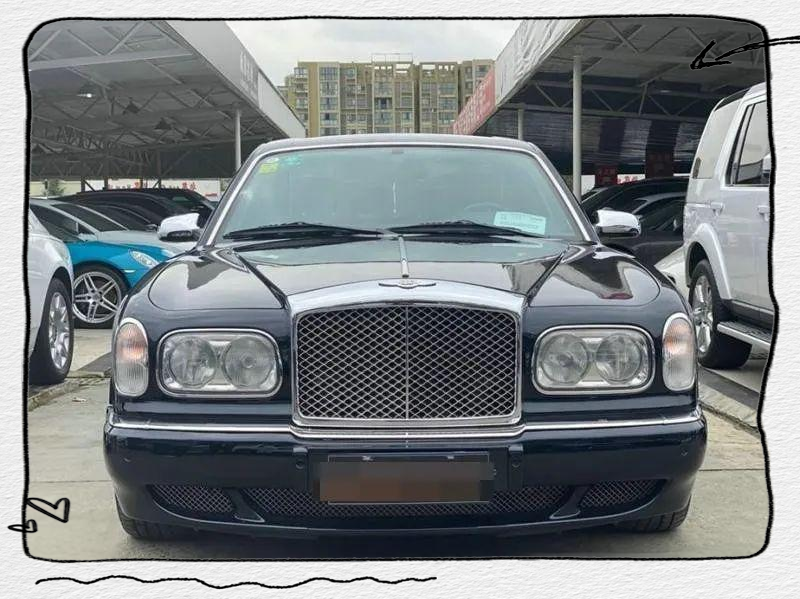 奢华宾利雅致728二手车难售,每公里贬值高达648元