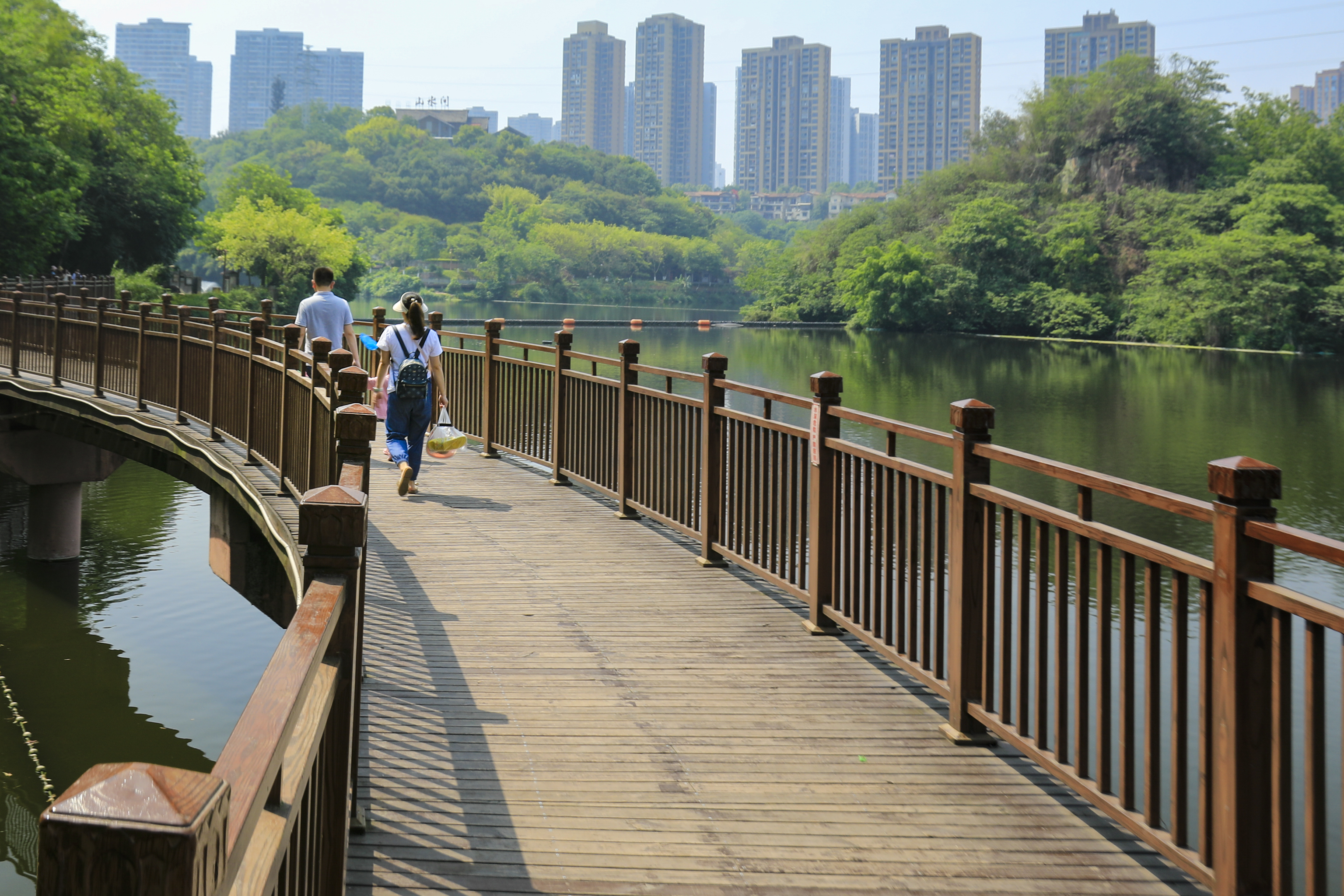 彩云湖国家湿地公园图片