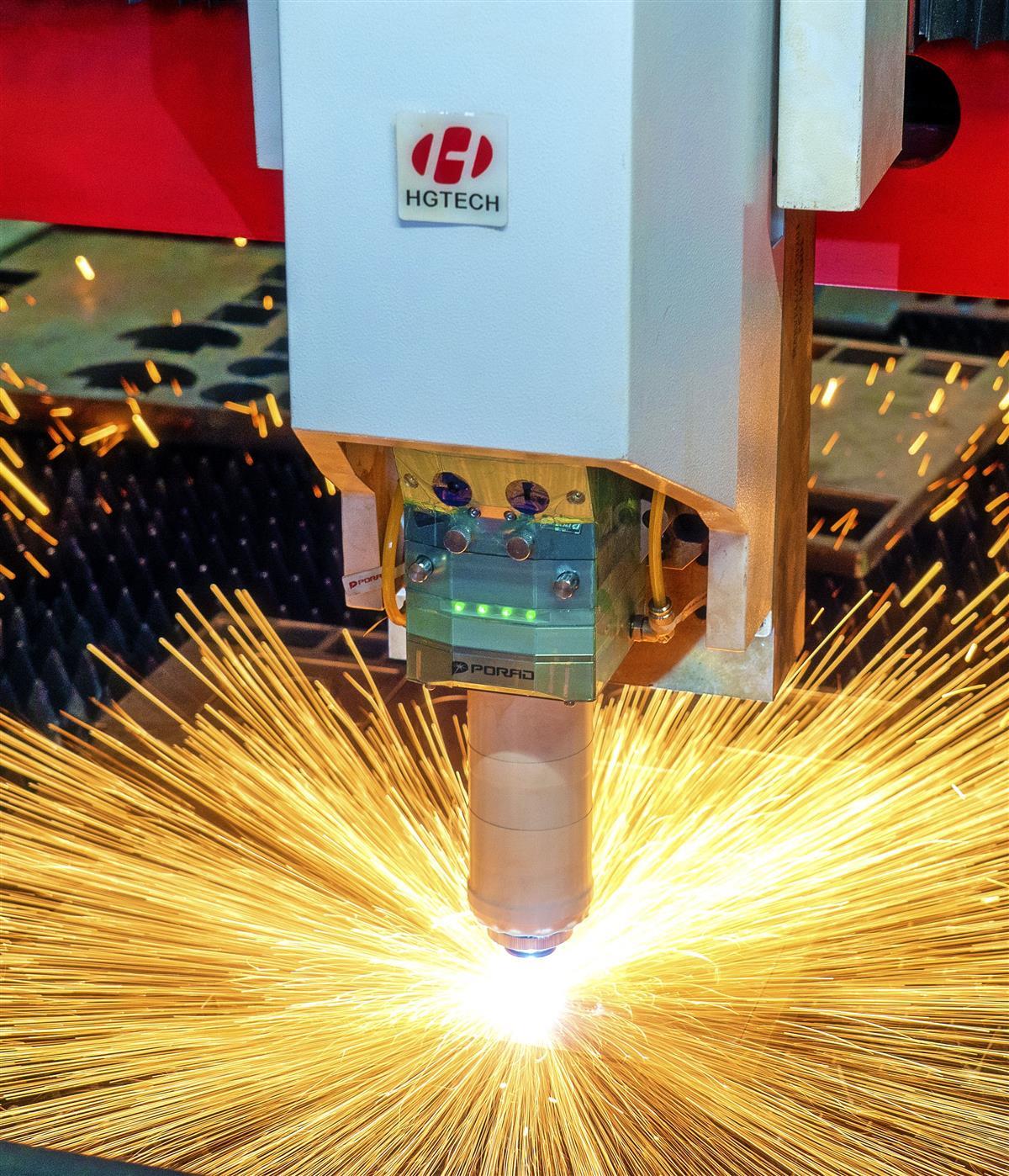 �人���2022����²���5769��оǧ�ף��ܡ��ơ�������1400��Ȧ