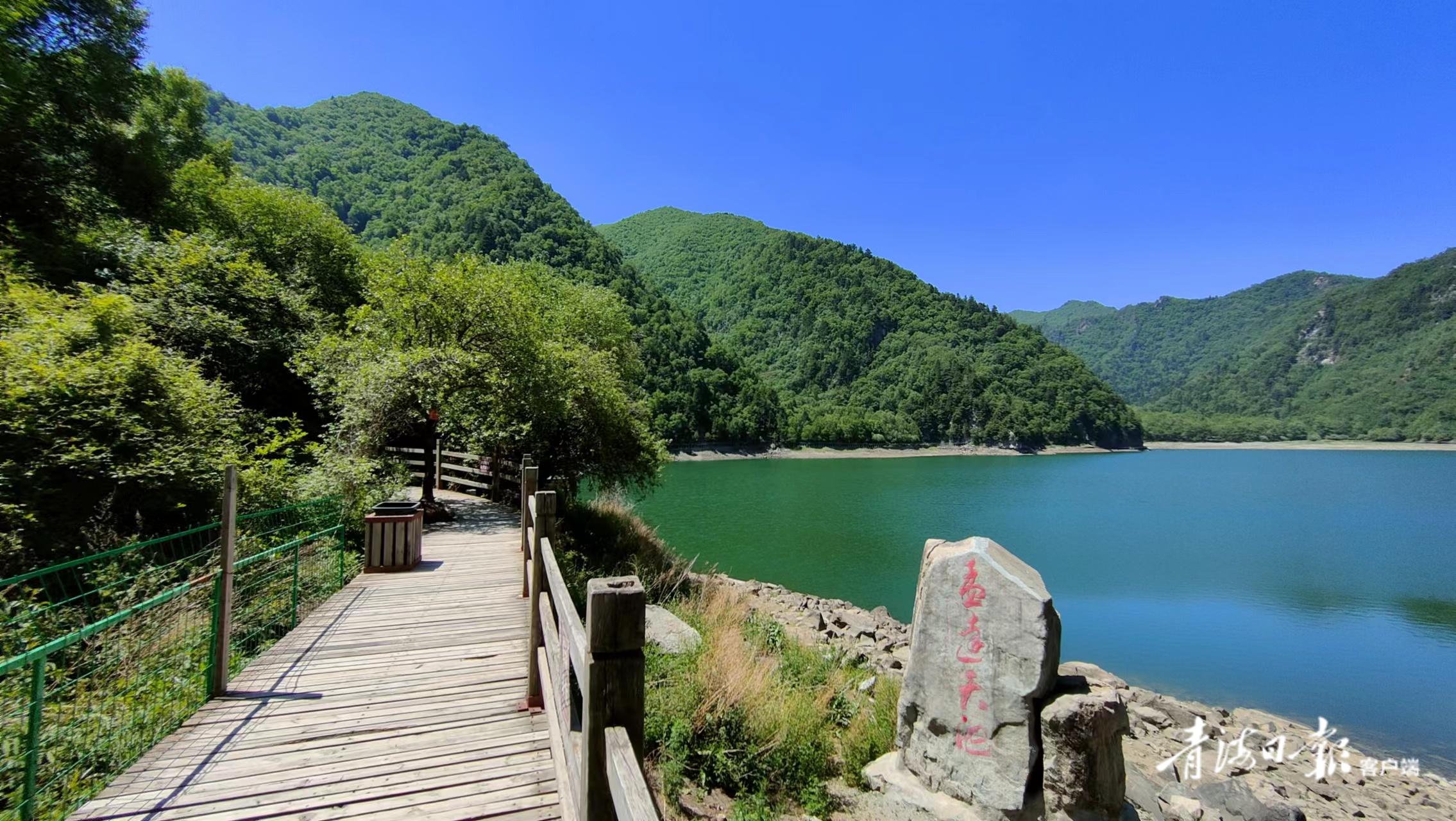 孟达天池,青藏高原上的"西双版纳"