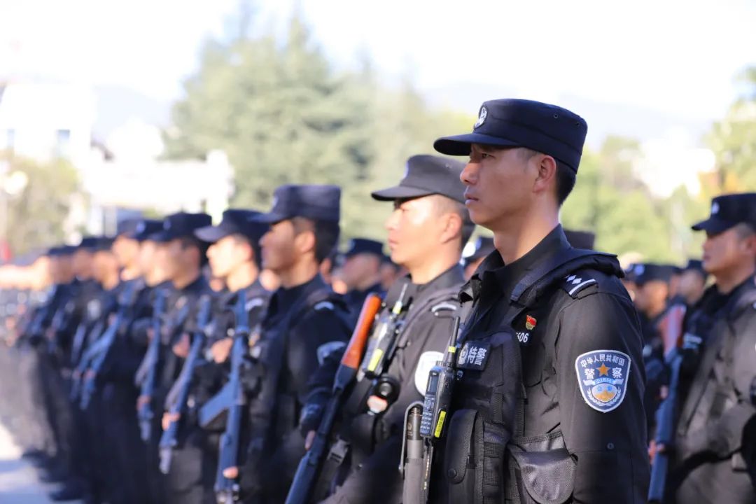 隆阳公安分局巡特警大队招聘特警警务辅警人员公告
