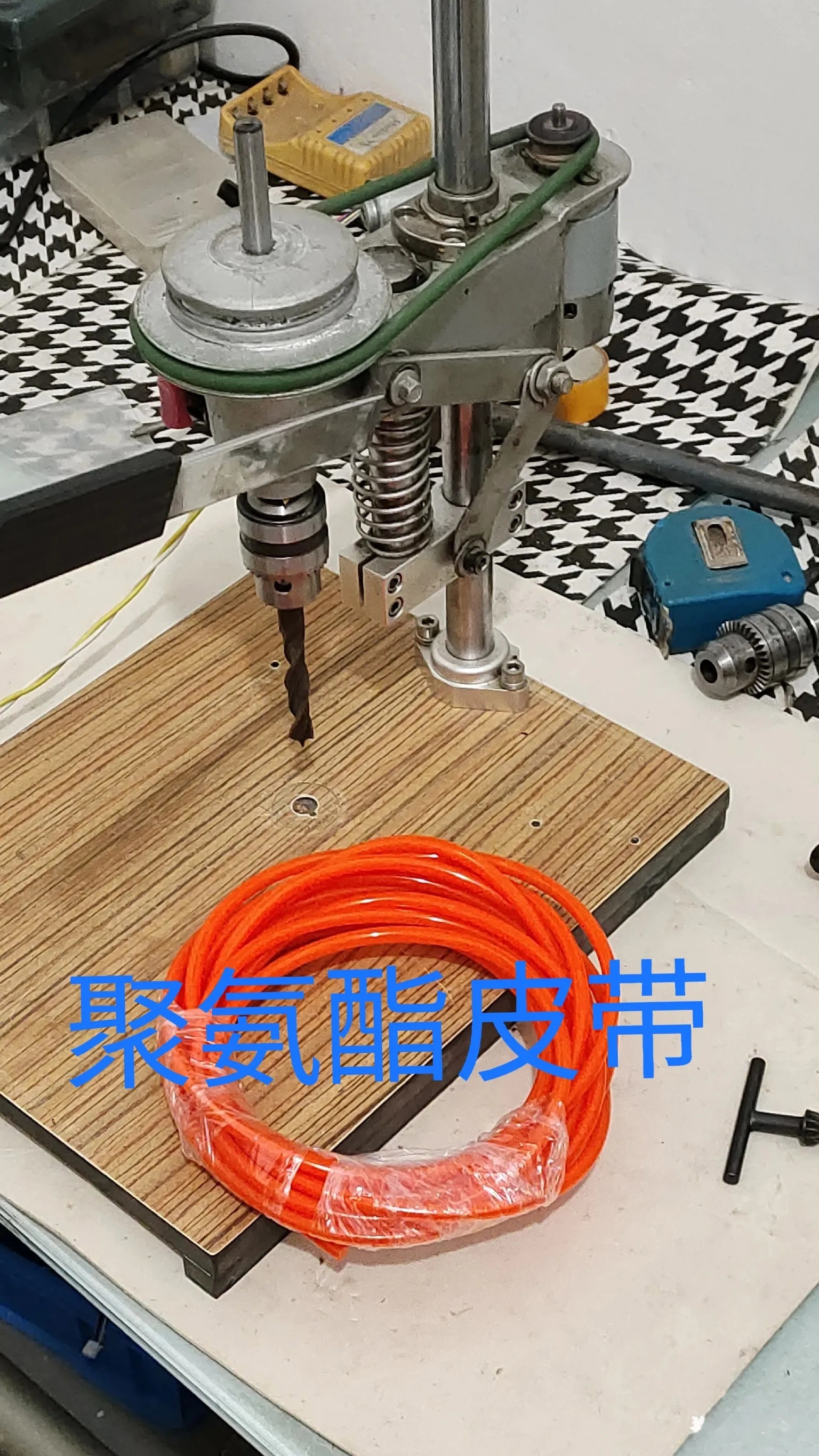 网购小台钻有担心,那么如何自制精致小台钻