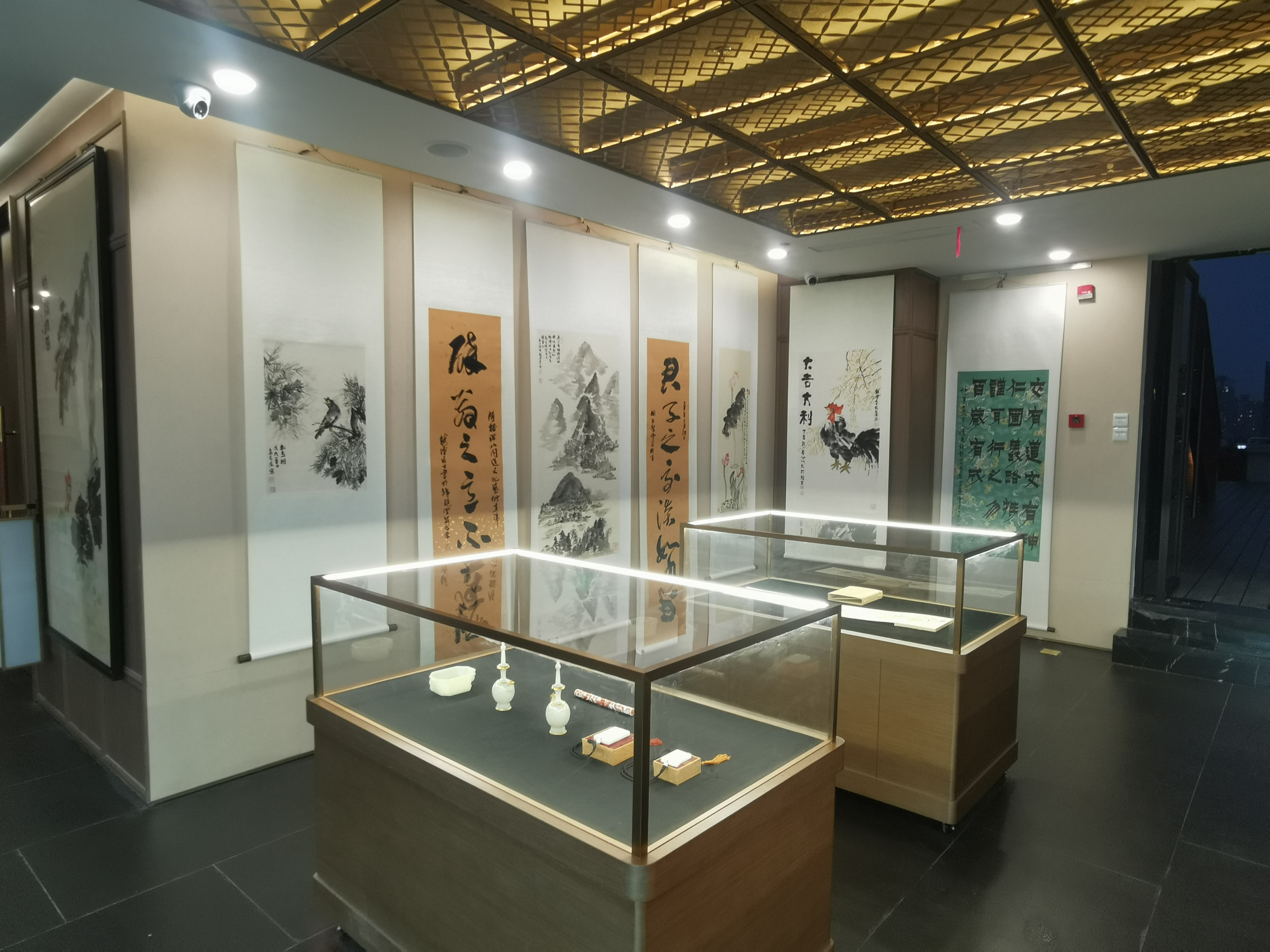 非遗寻访|"纸醉金迷"见古法,传承蜡笺"隐于市"