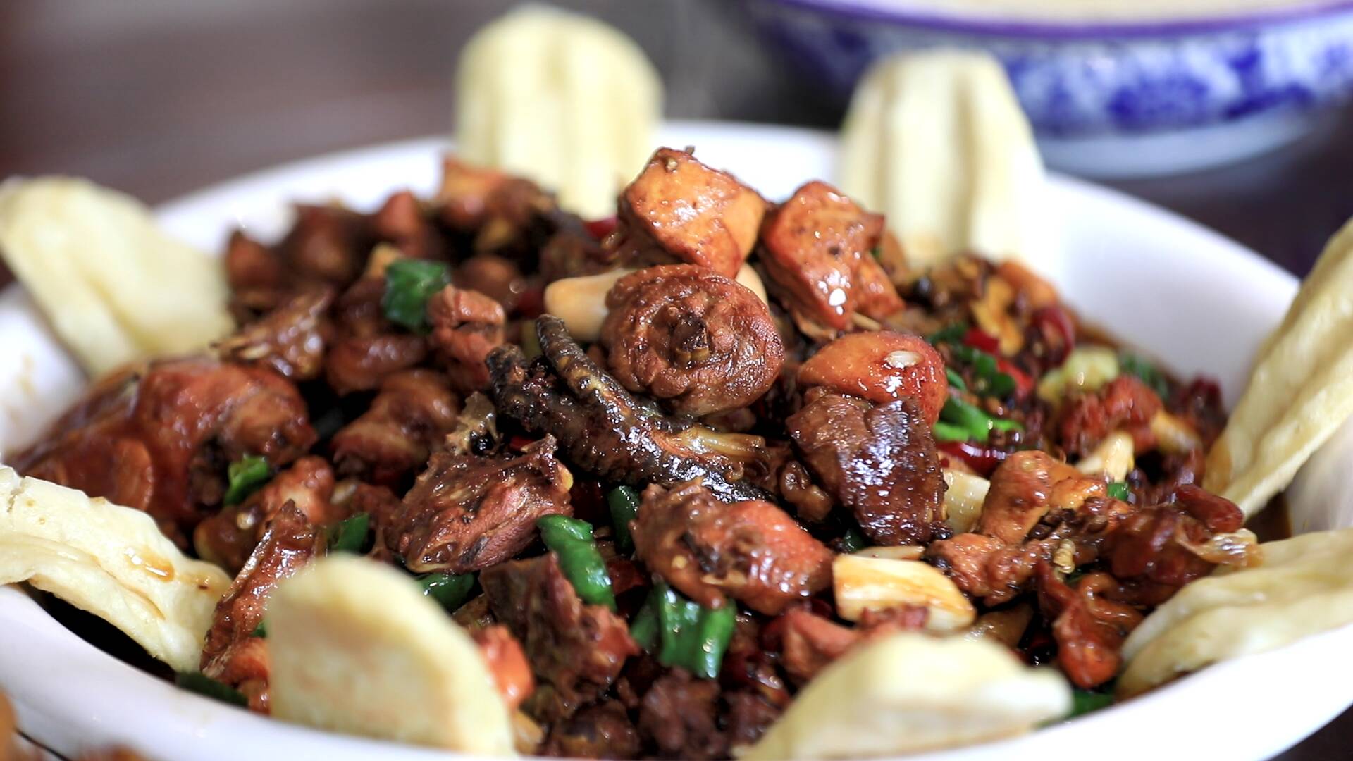 临沂炒鸡出战!临沂市商务局联合美团发放100万元餐饮消费券