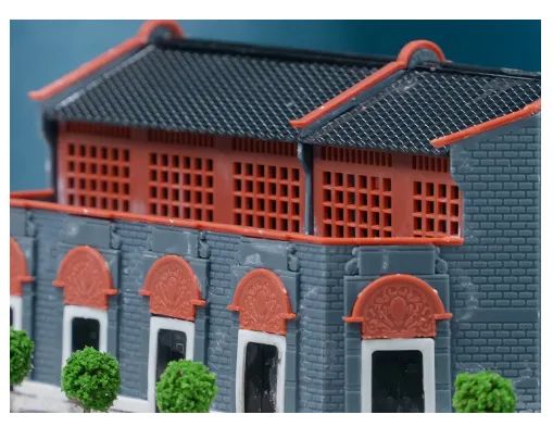 就是专业」感悟建筑背后的故事——科技学员制作一大会址建筑模型