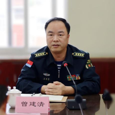 解放军福州军事法院大校院长曾建清一行到同安法院调研交流