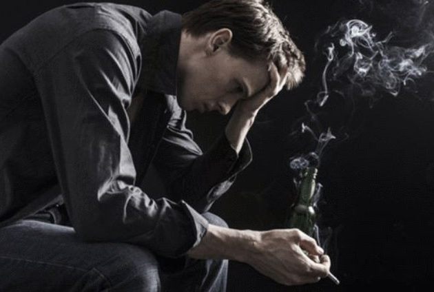 喝茶,饮酒与抽烟,哪个对身体伤害最大?医生说出真相