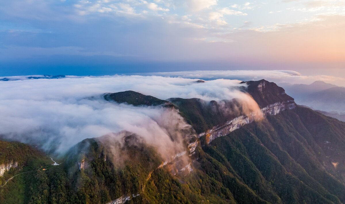 重庆金佛山 金佛晚霞瑰丽多彩