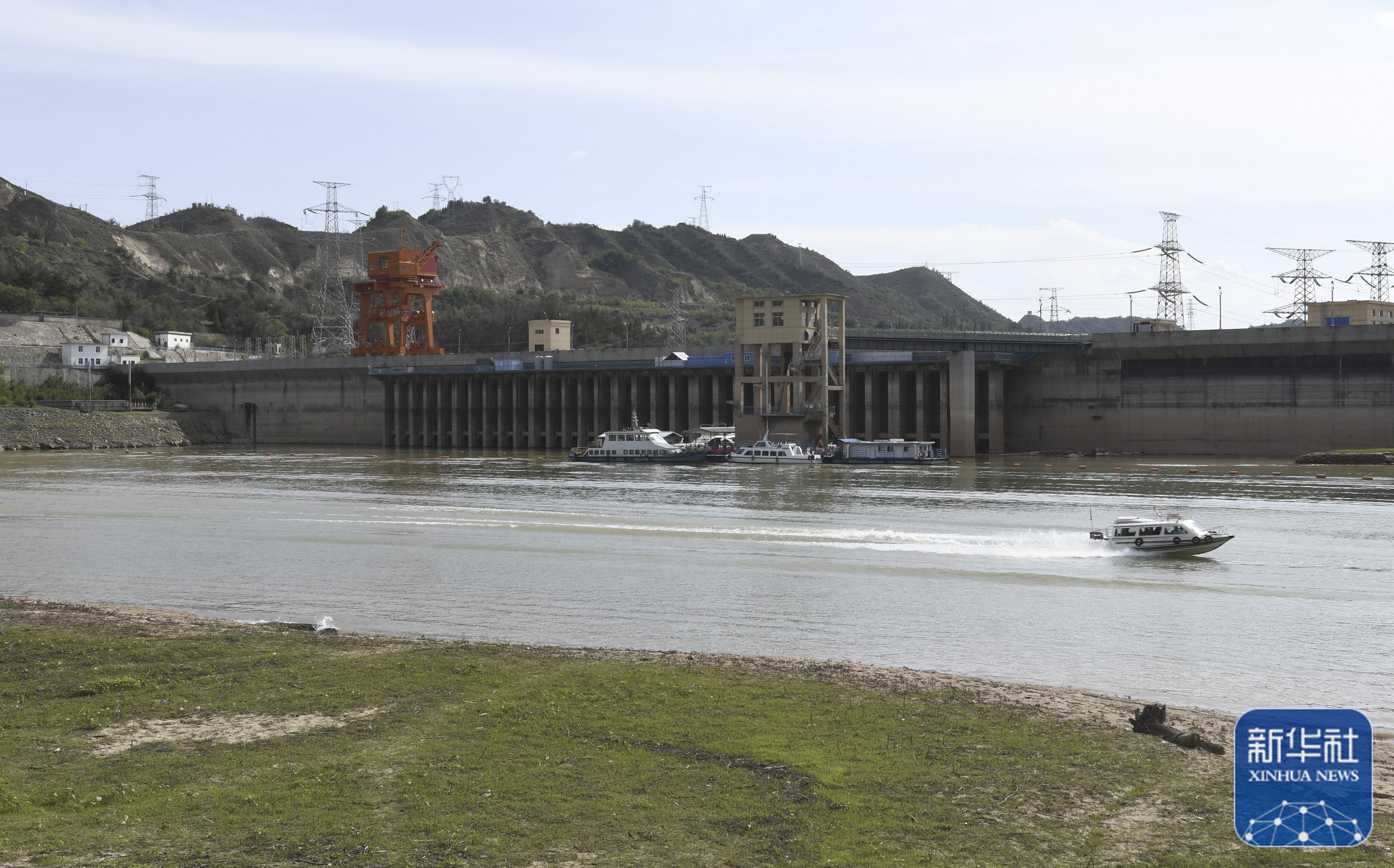 甘肃刘家峡水库:降水位腾库容