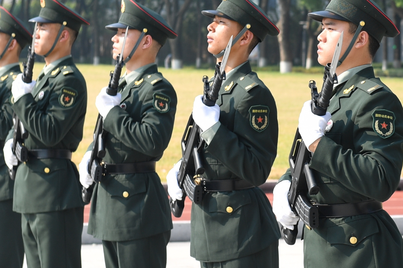 组图|湖南省军区举行升国旗仪式 庆祝新中国成立73周年