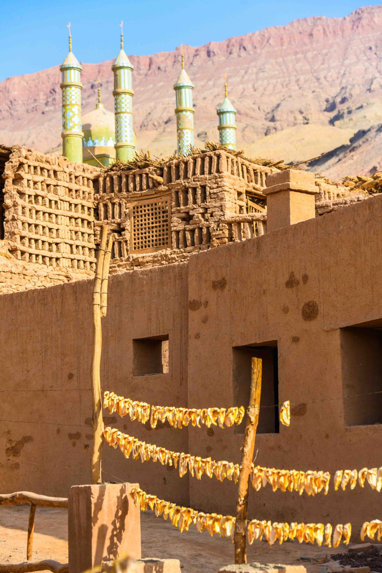 新疆现存最古老的维吾尔族村落,超适合拍照打卡,藏在火焰山附近