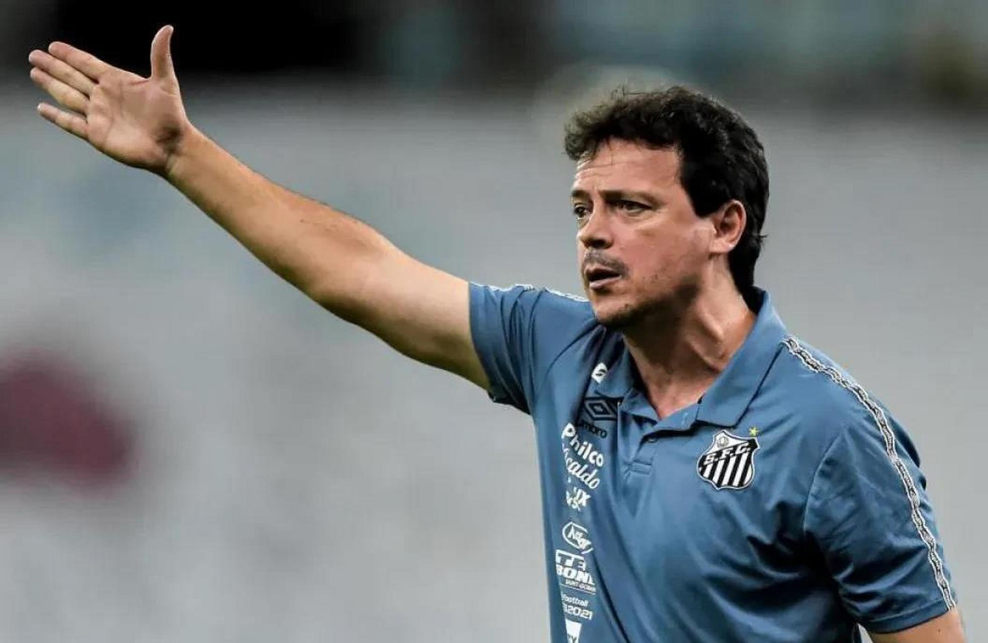 巴甲名帅费尔南多·迪尼兹接近加盟山东泰山!郝伟下课几成定局!