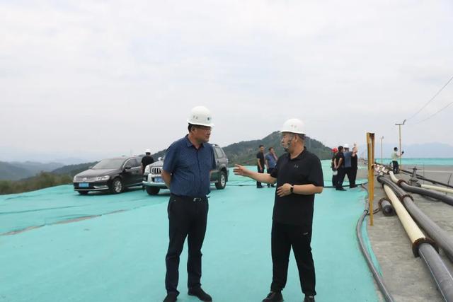 筑牢责任堤坝 打好防汛硬仗 王家喜一线调度指挥尾矿库防汛工作