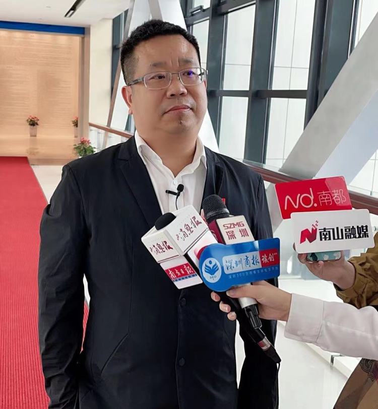 南山代表说|区人大代表王小斌:发展文体事业 让百姓真正享受到"暖民心