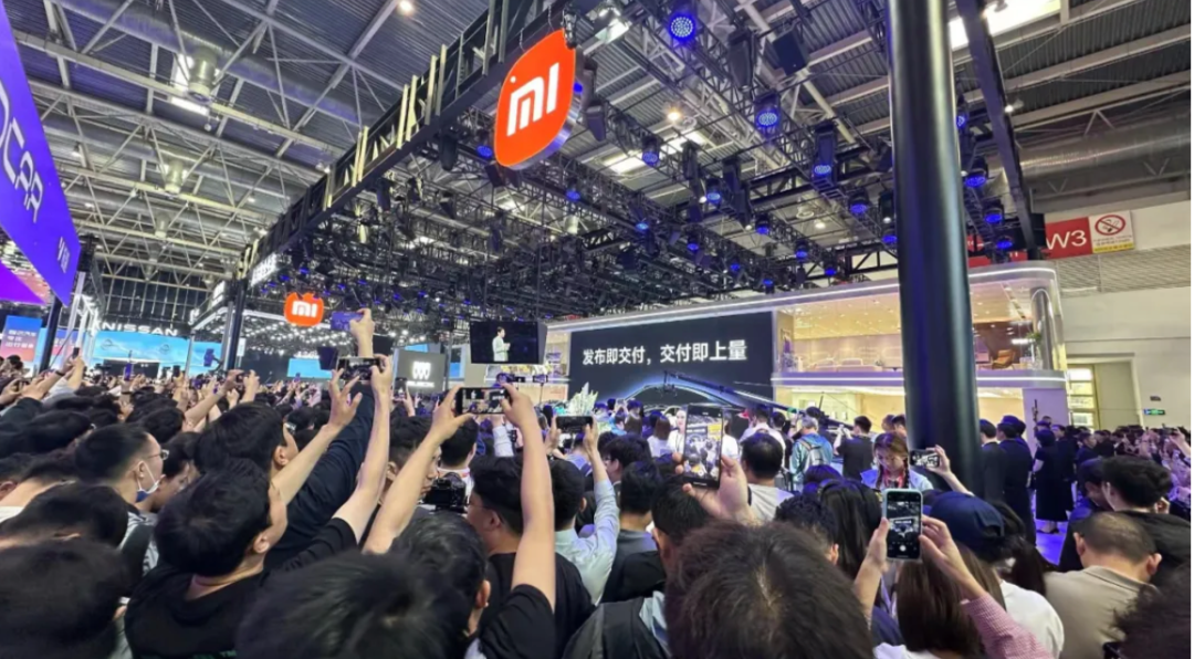 人流爆棚！热度空前！时隔4年北京车展重启