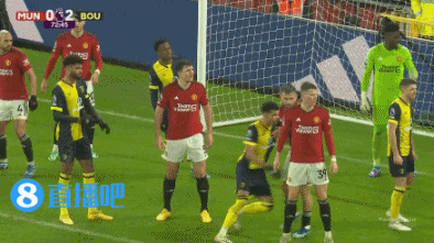 索兰克进球中柱_英超-b费世界波霍伊伦破门 曼联2-3诺丁汉森林_曼联0-3伯恩茅斯