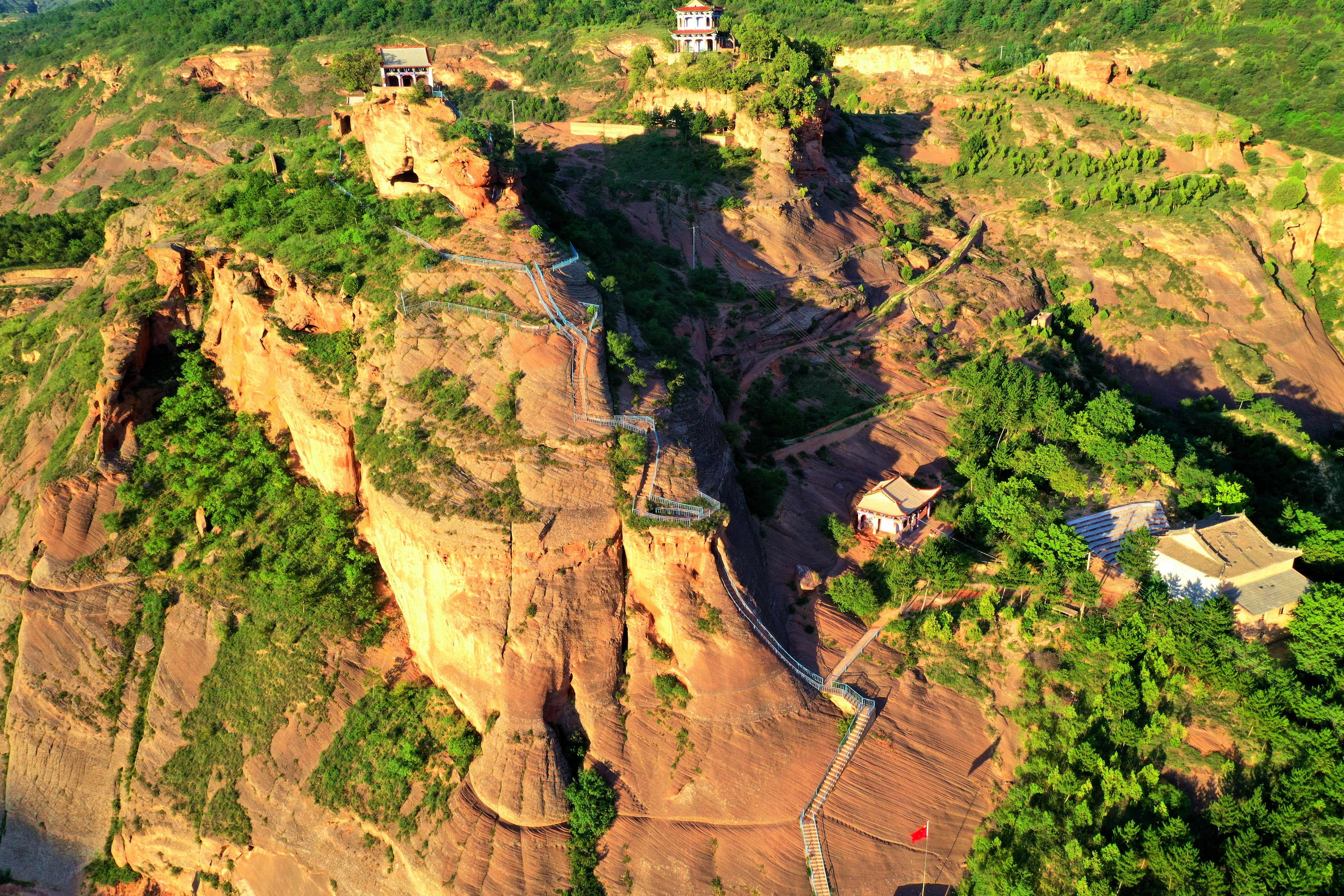 原创摄影志丹县三台山之一