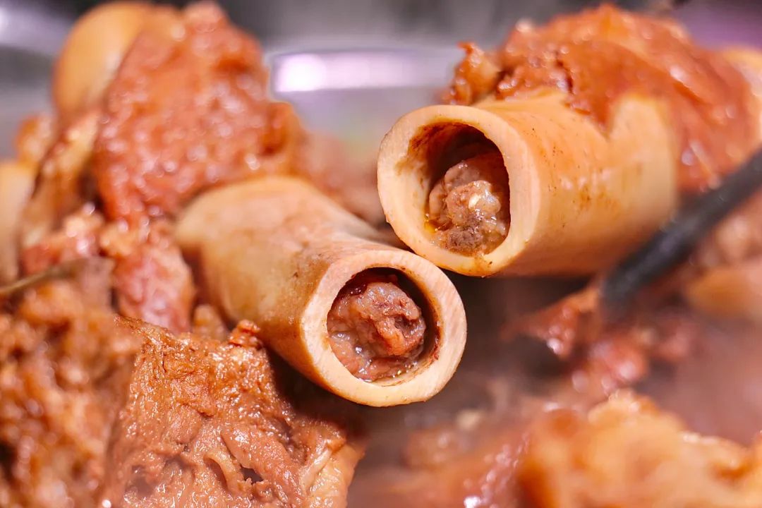 诸暨超强自助羊蝎子火锅来袭,羊拐筋,羊蹄,肚包肉,羊棒骨