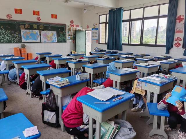 演练践于行 安全记于心—蓬安县城北中学开展防震应急疏散演练活动