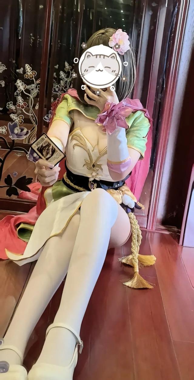 三国杀:美女cos大乔,身材真棒,姐姐快点乐我吧!