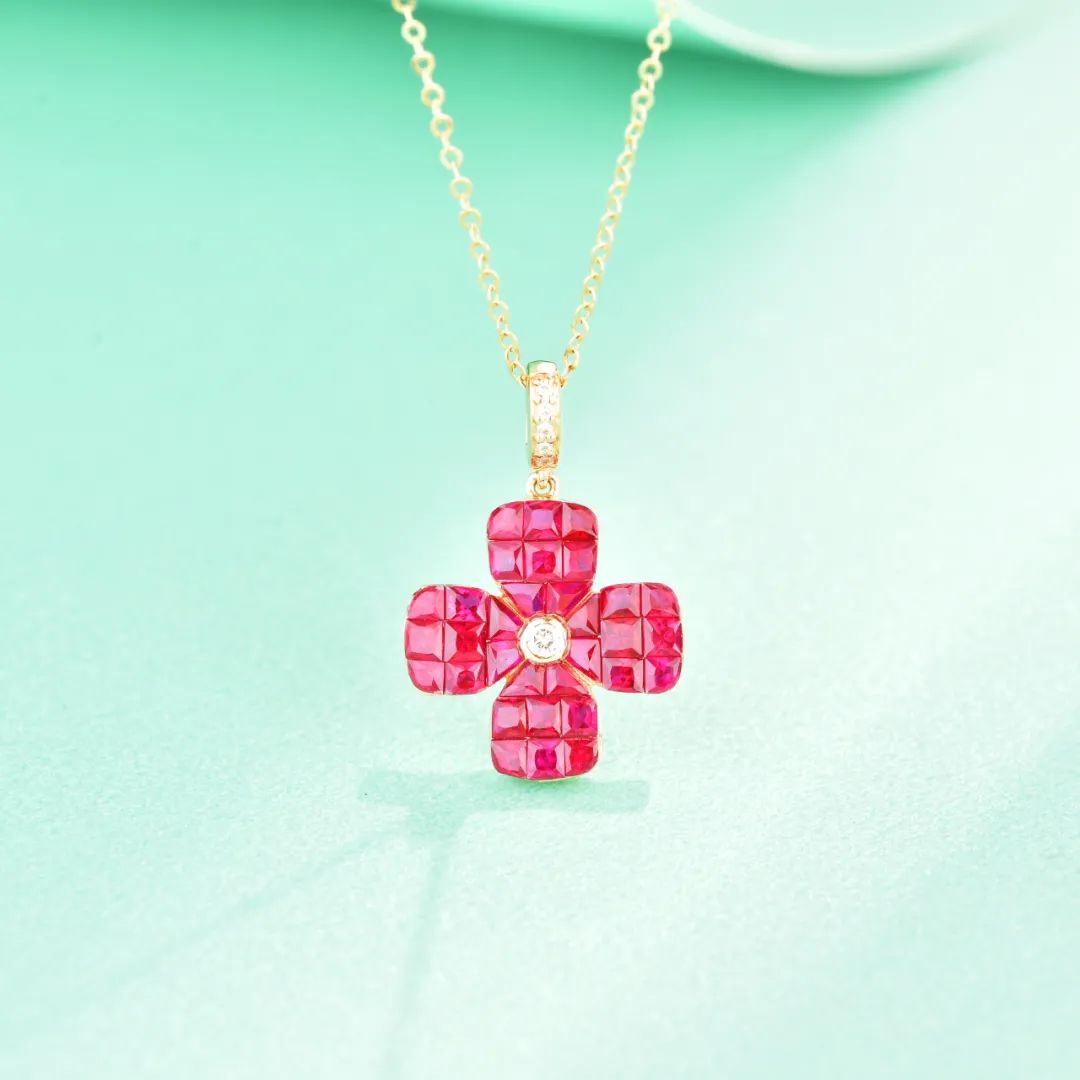 送你一株四叶草 祝愿你永远幸运 四叶草吊坠 lucky grass pendant