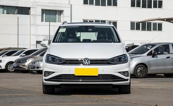 1,2022款高尔夫车型已经全面停产,而2021款高尔夫作为大众旗下的热门