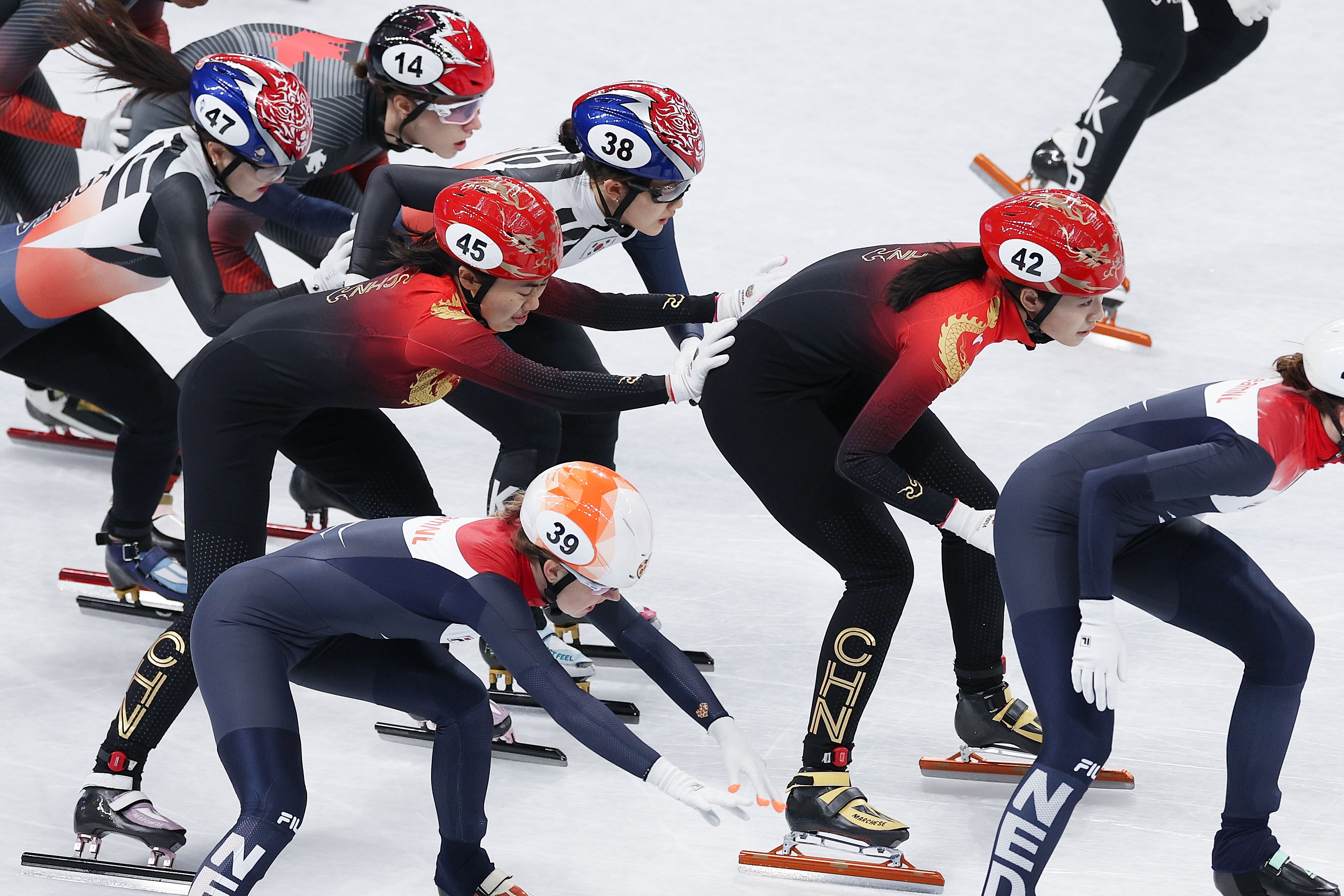 (北京冬奥会)短道速滑——女子3000米接力决赛:中国队获得季军(3)