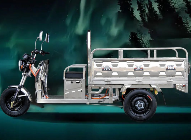 宗申推出新款电动三轮车,不锈钢双层车身,防腐蚀不生锈,很耐用