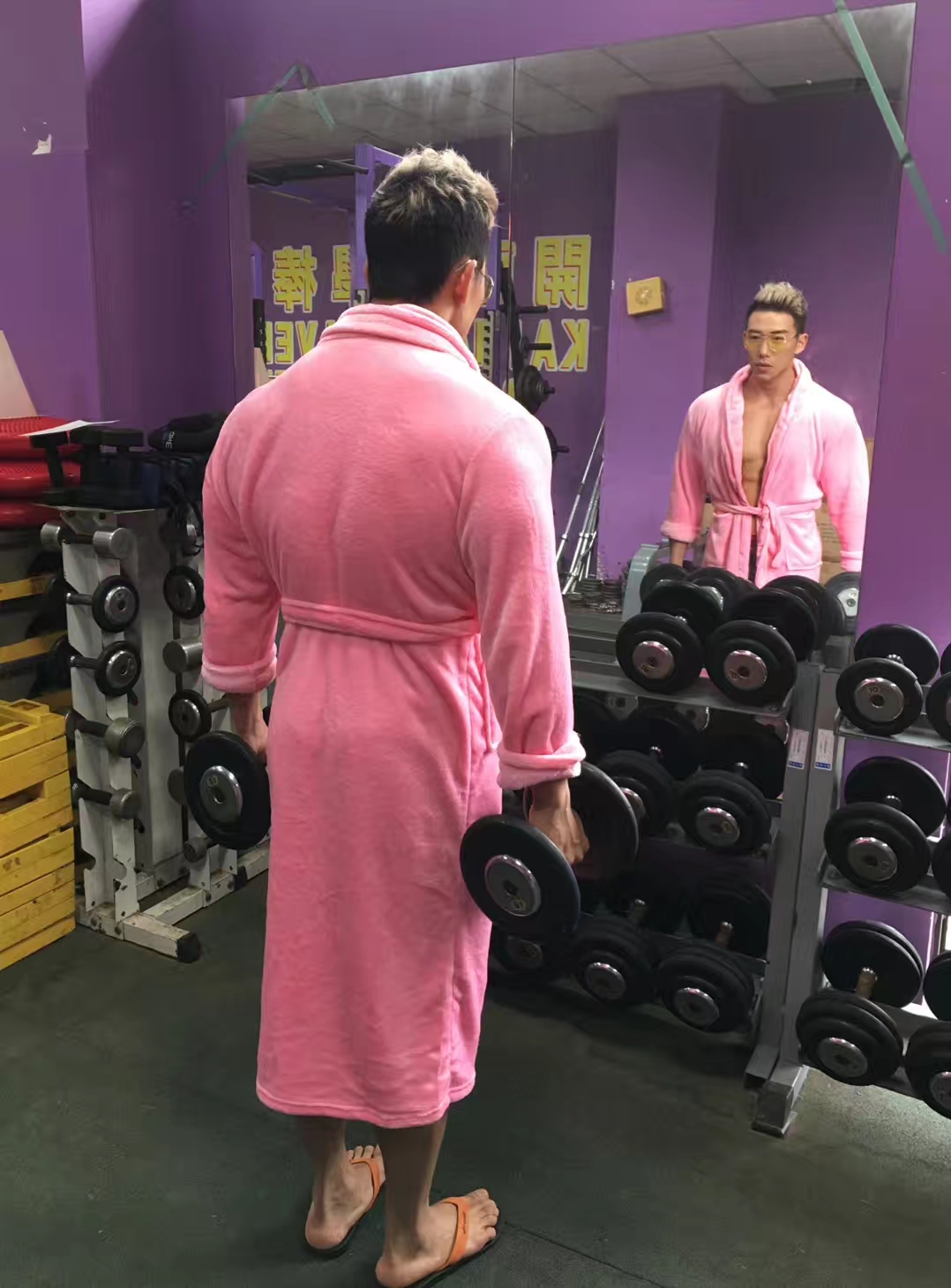 健美男神刘翔:从肌肉舞者到ifbbpro,不负艰辛,逐梦前行!