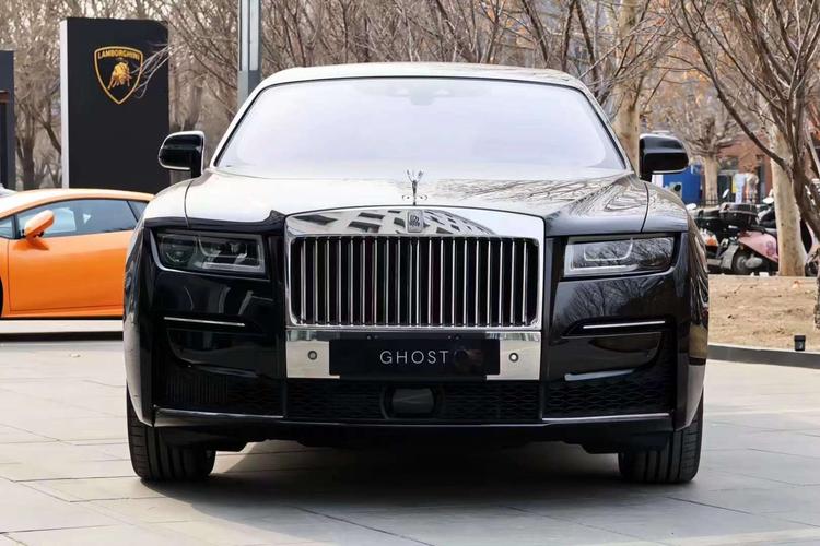 劳斯莱斯加长版12米多少钱?豪车价格介绍