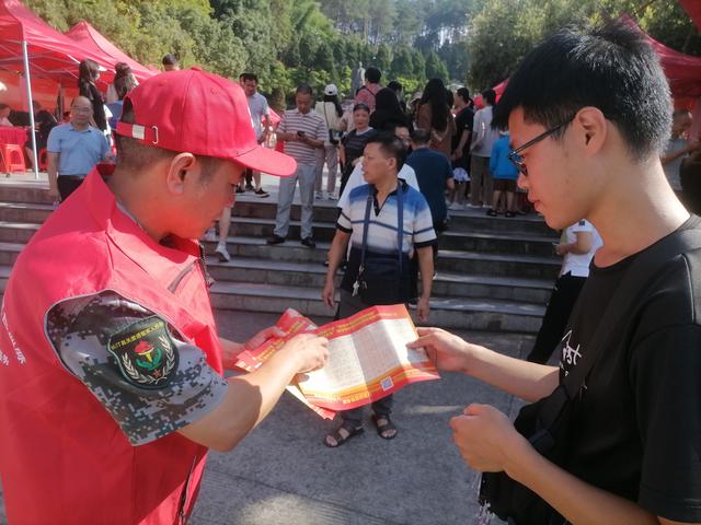 福建警察学院吴晨燕图片