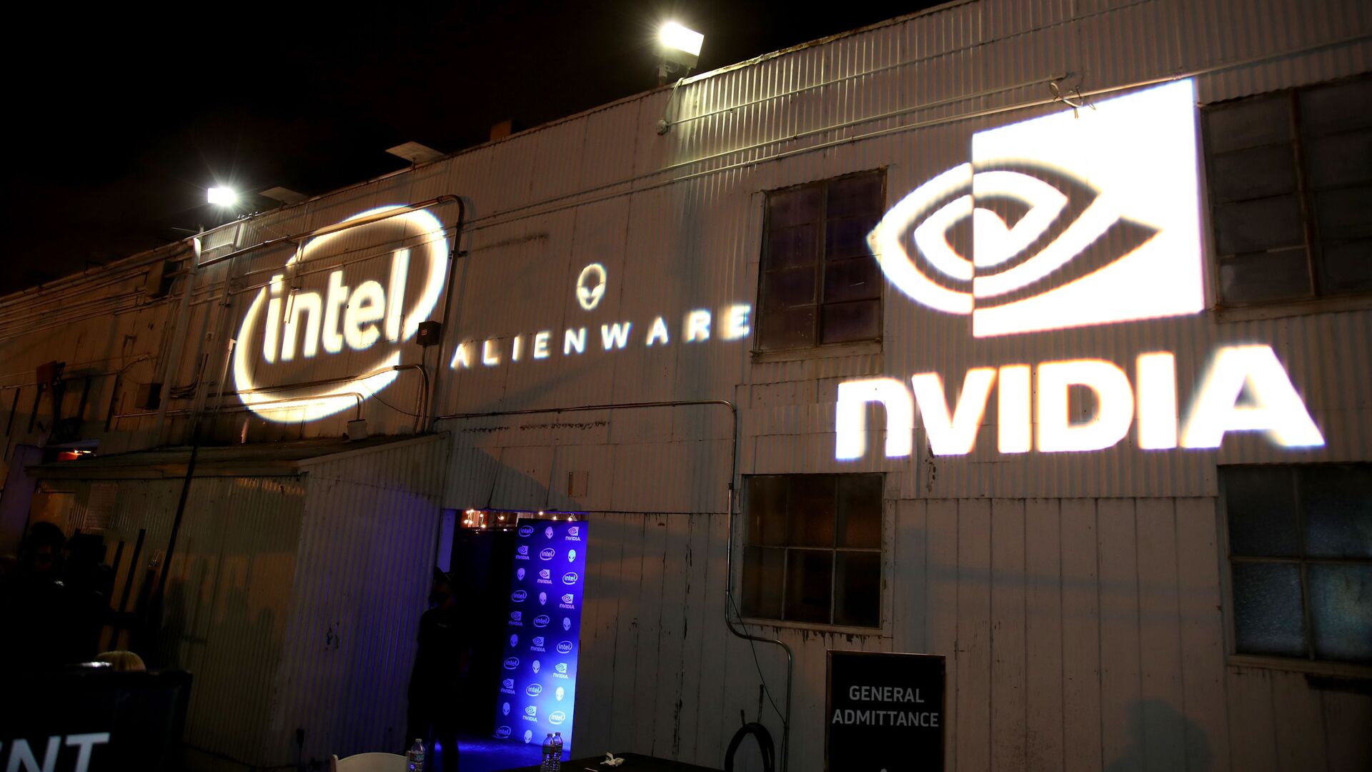 英伟达为中国提供符合美国出口管制的新型先进芯片