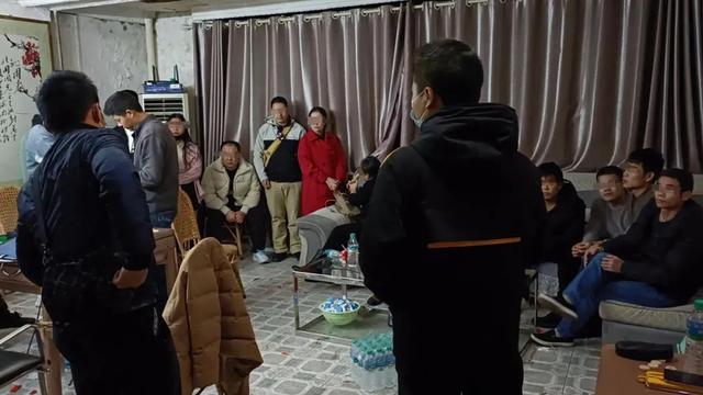 会昌这一伙青年男女因赌博被抓