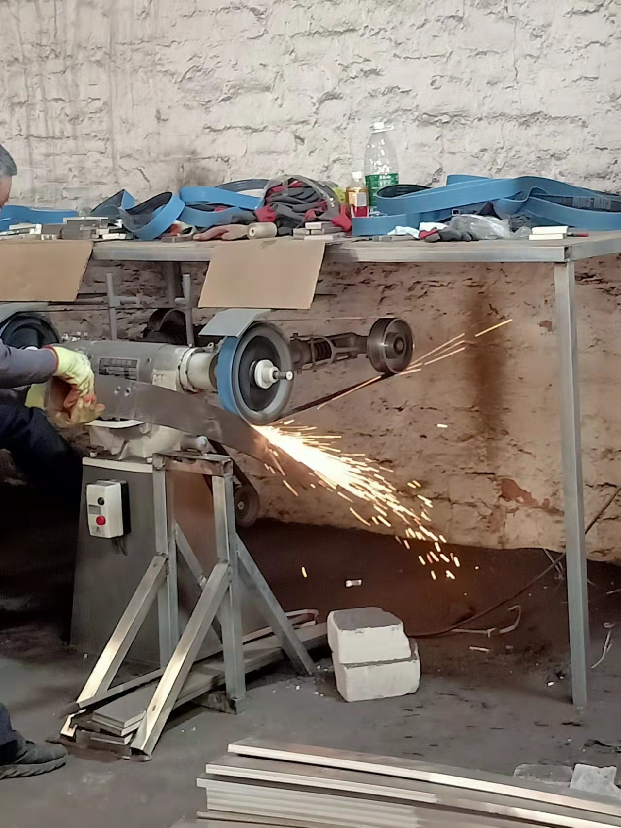 不锈钢磨砂抛光