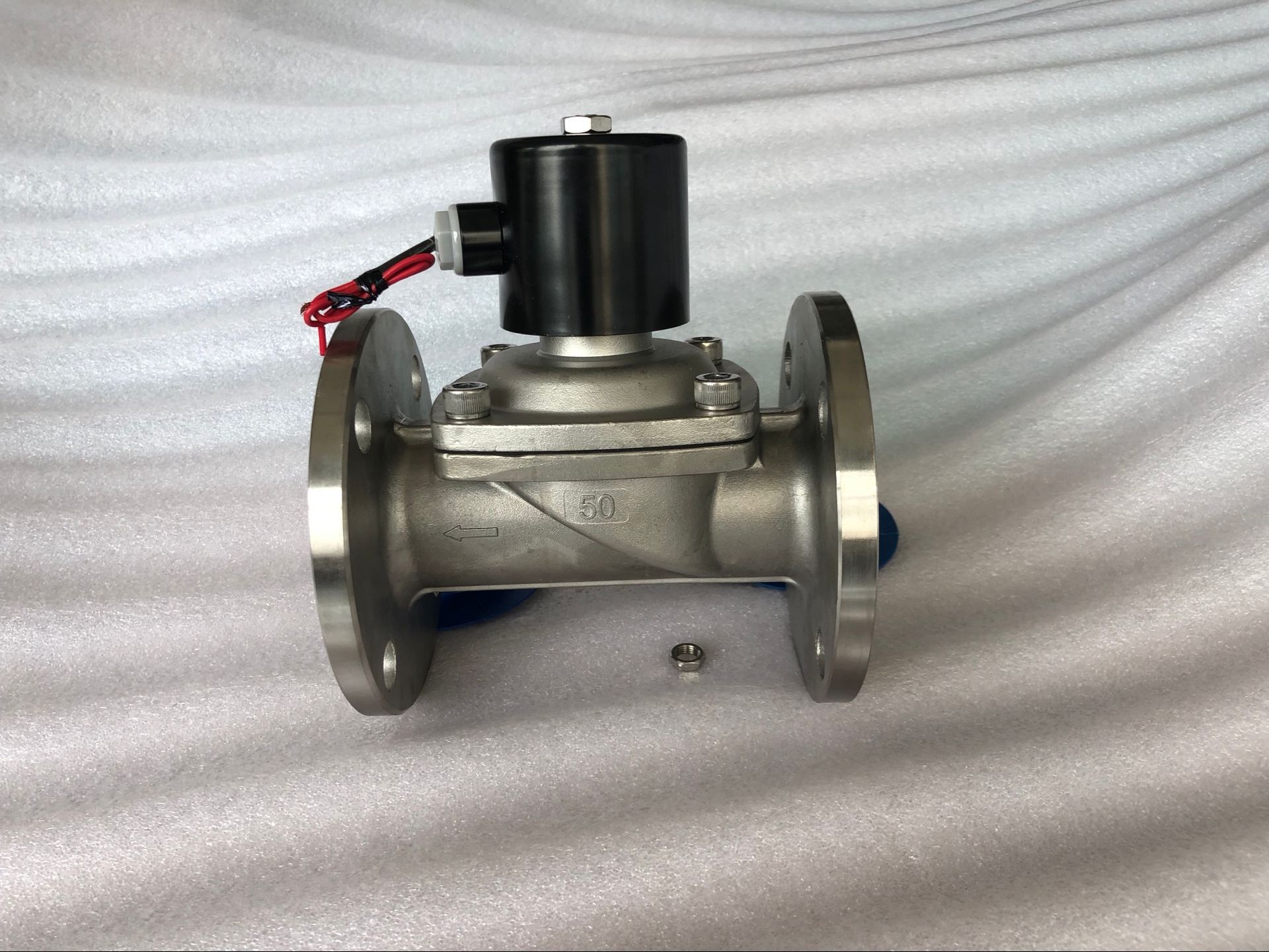 常闭法兰电磁阀2w-50f