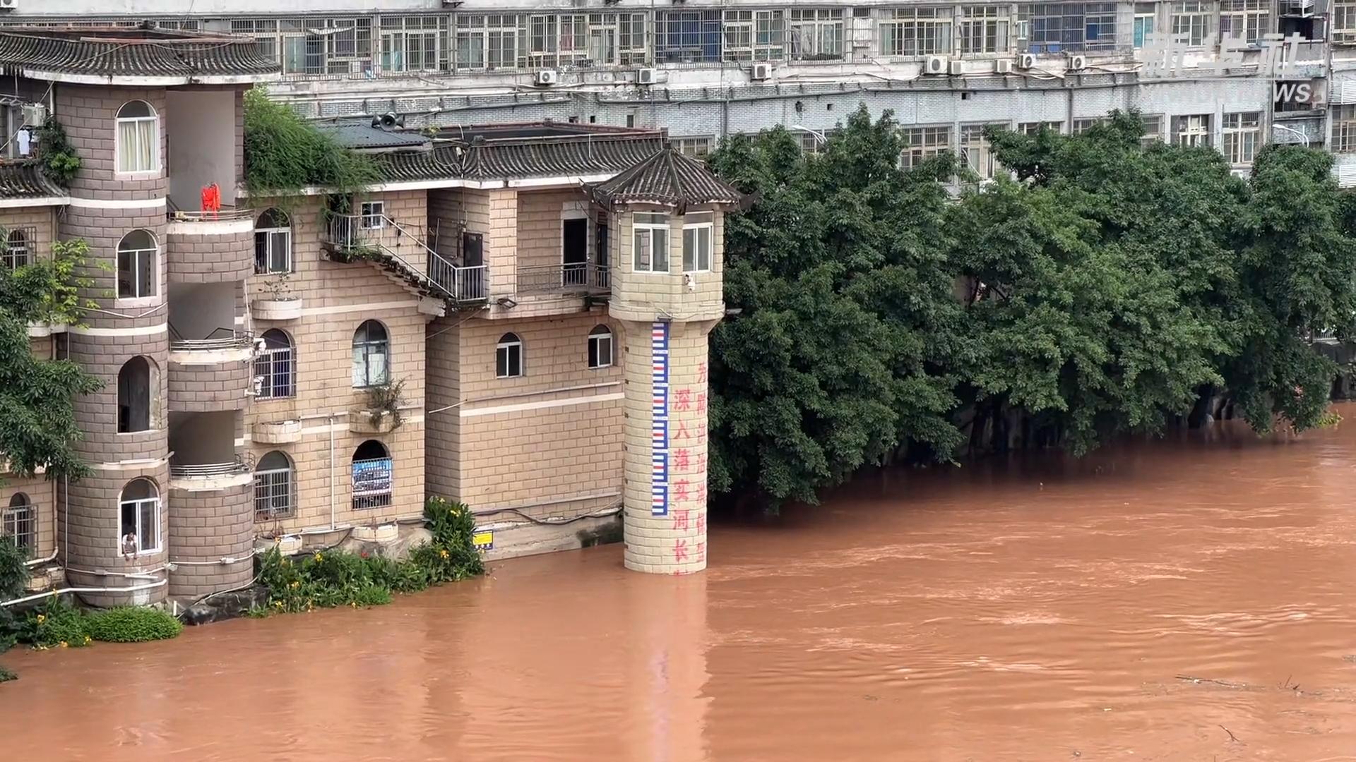 记者直击重庆綦江今年第1号洪水