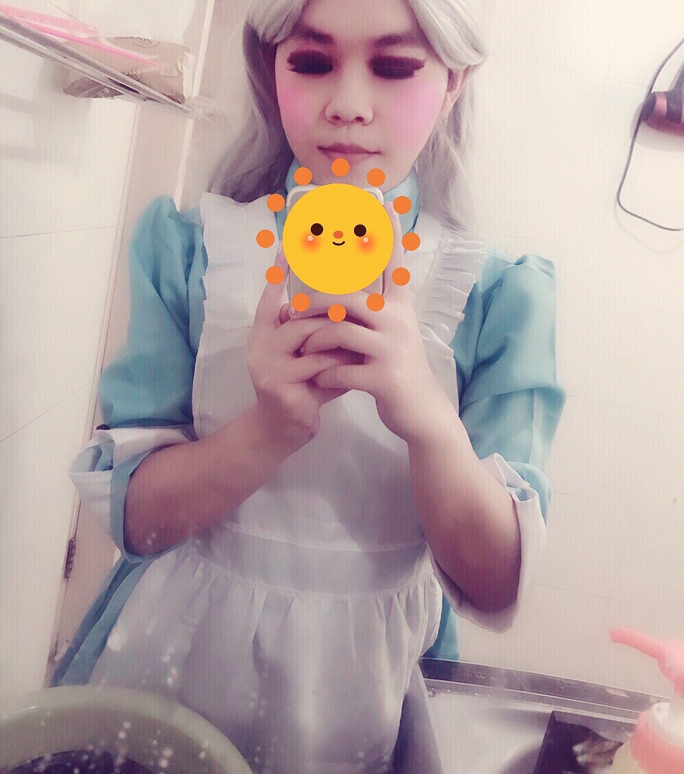 伪娘cos.连衣裙.表情包.可爱个性唯美.粉色系女生头像