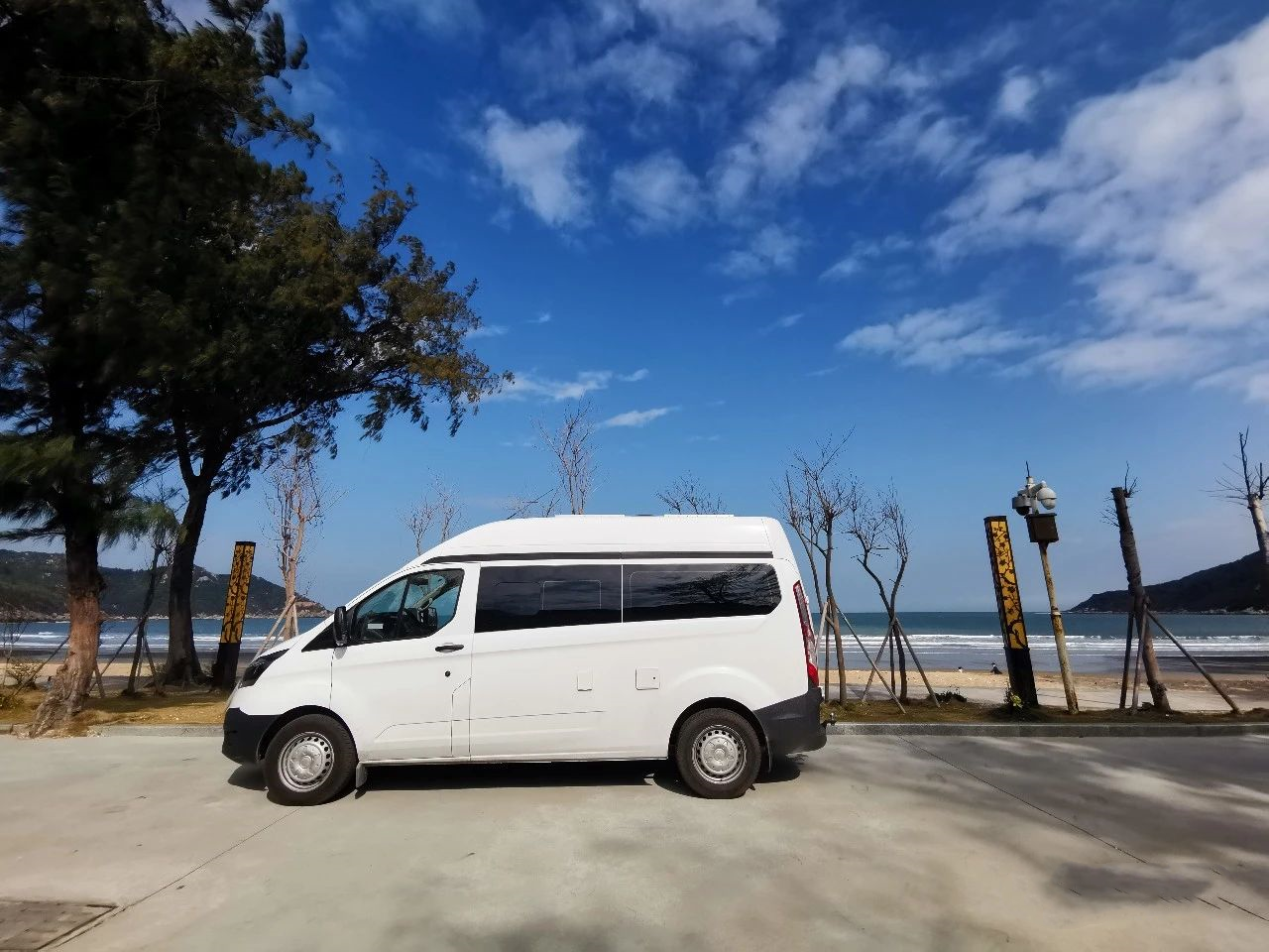 费德姆f530b型房车,1辆车可变形5种布局,满足您不同场合需求