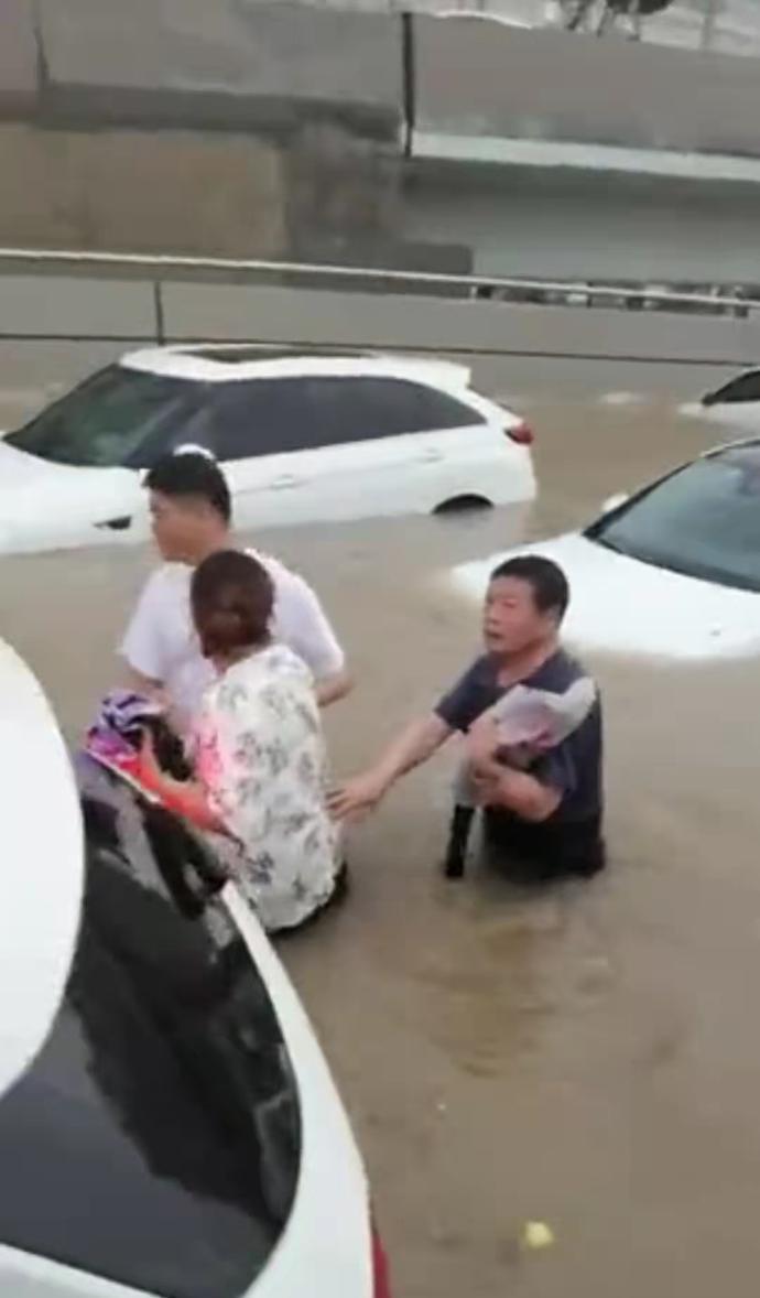 "呐喊哥"侯文超的新使命