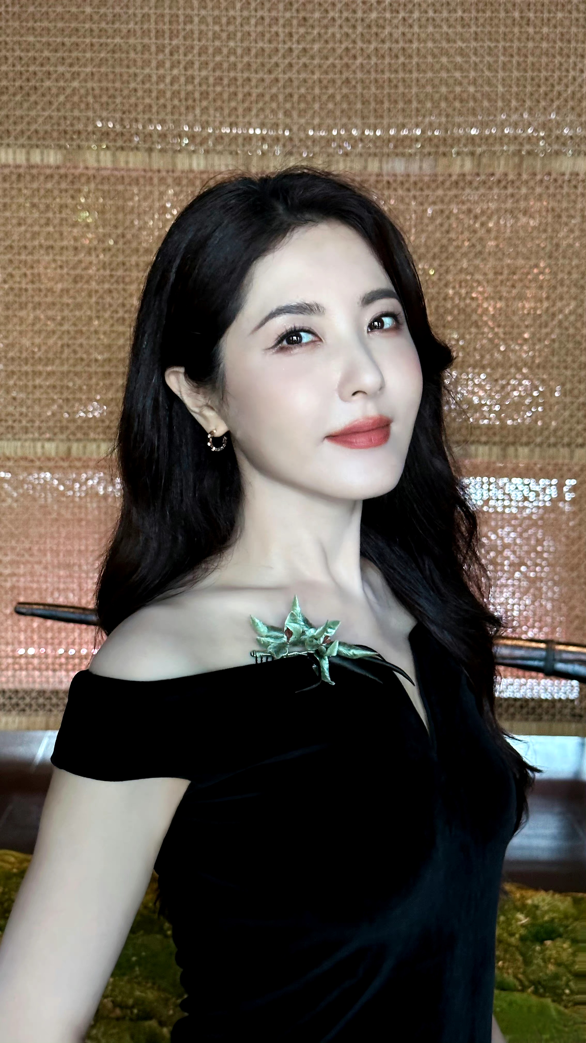 曾黎被医生误判为30岁,娱乐圈的冻龄女神再引热议