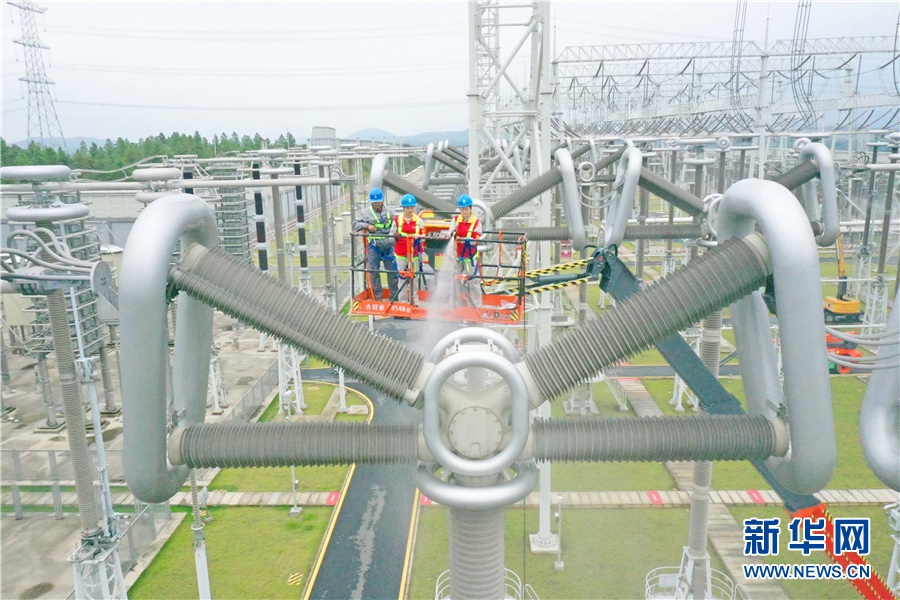 世界最高电压等级±1100千伏古泉换流站开展"精益化"年检