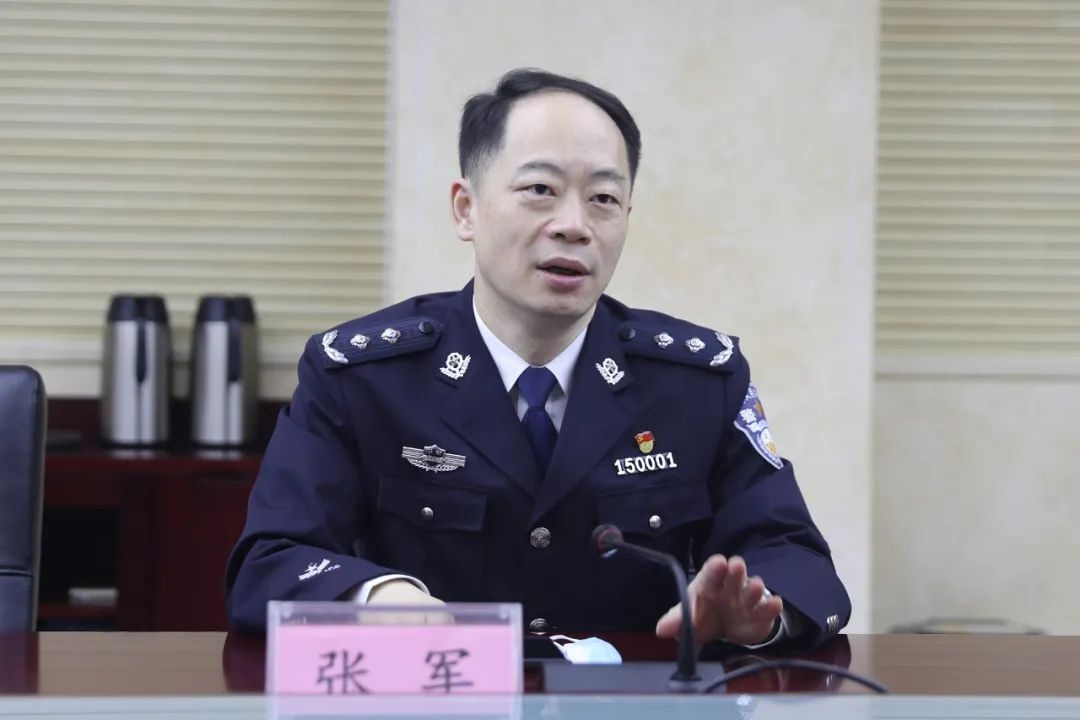 刘自力同志来郴调研北湖机场公安分局建设工作