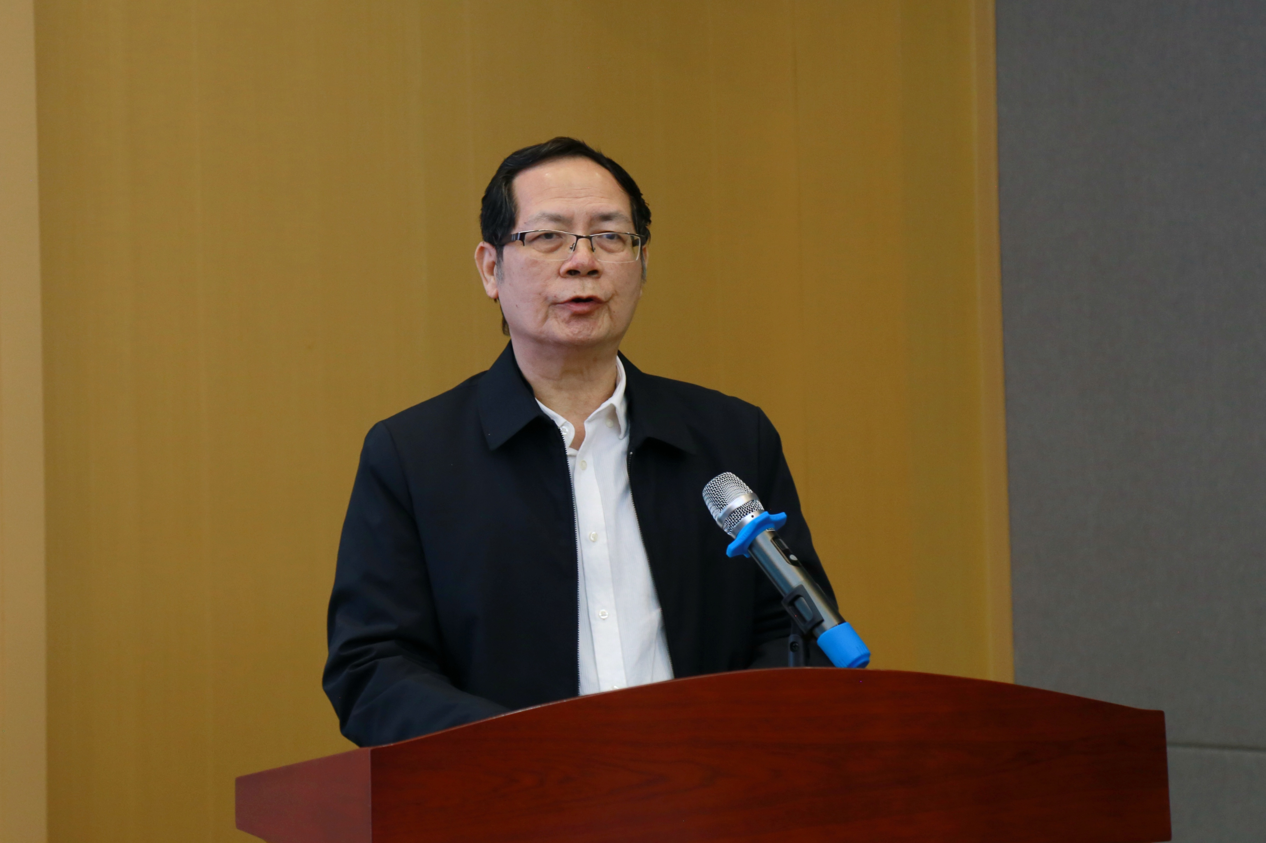 邹永祥:《古色生香品惠城》是一部有文学特色的惠城区历史故事书