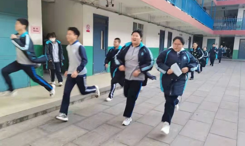 邯郸市第四中学 怀孕图片